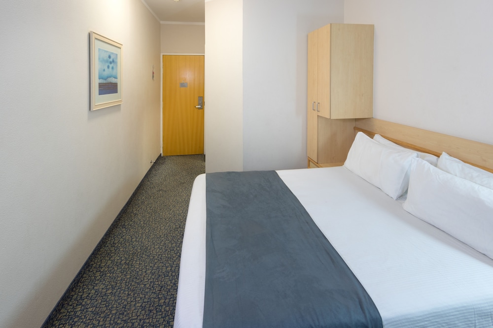 Double Room, Non Smoking photo 3