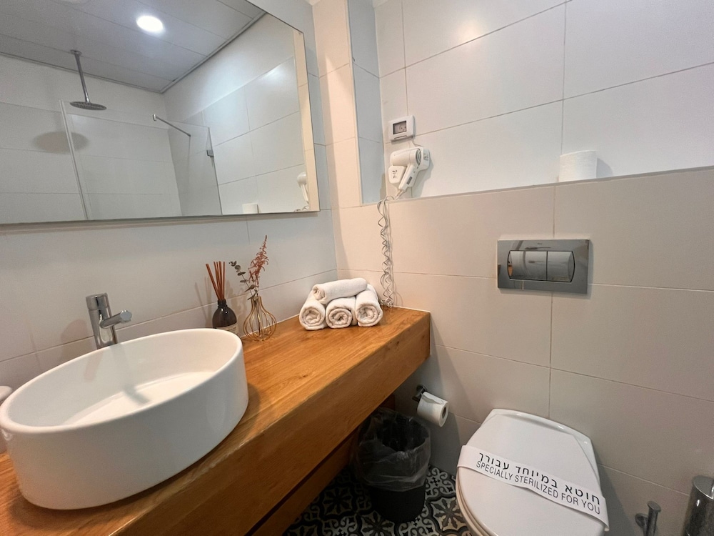 Superior Double or Twin Room photo 3