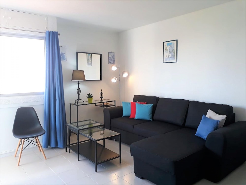 Apartment photo 2