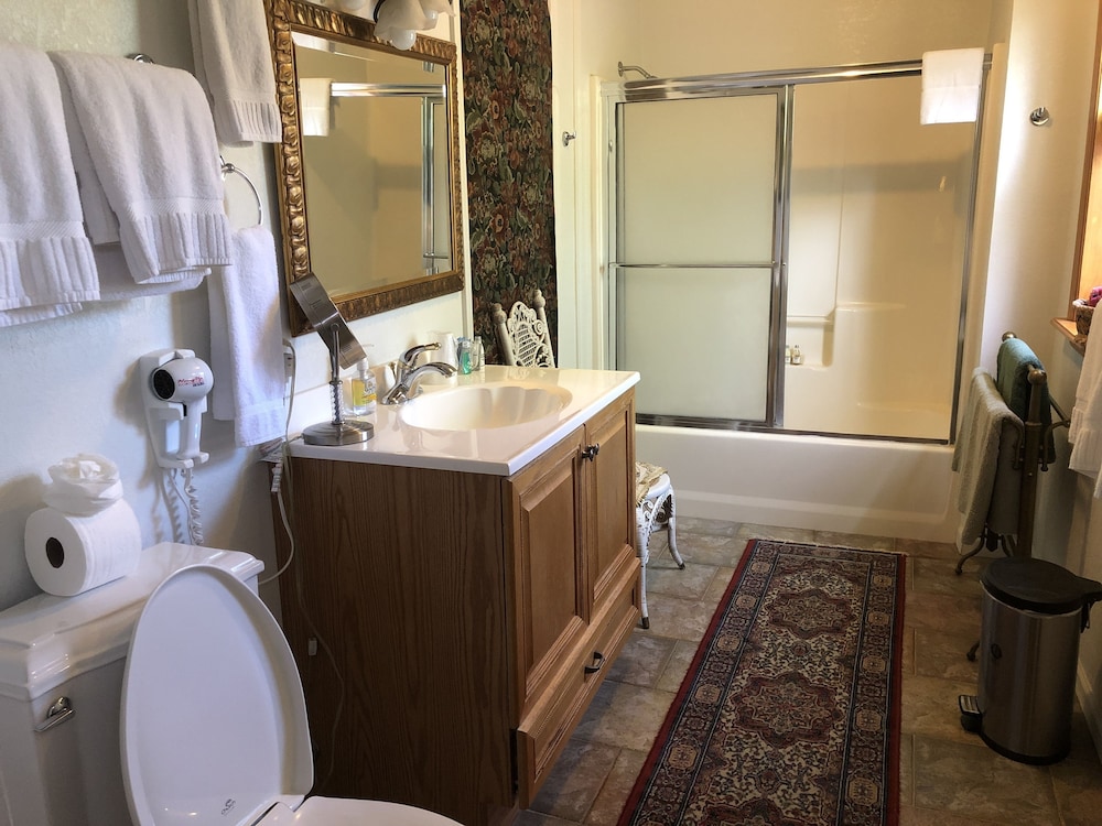 Admiral's Suite photo 2