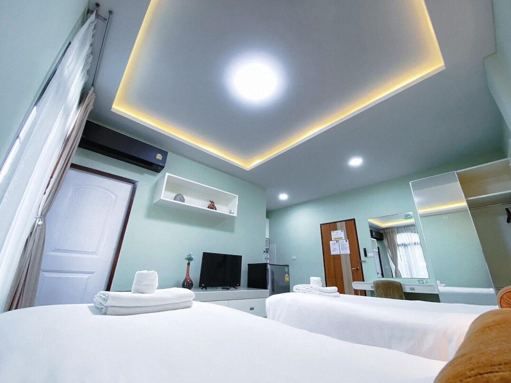 Deluxe Twin Room - Photo 5