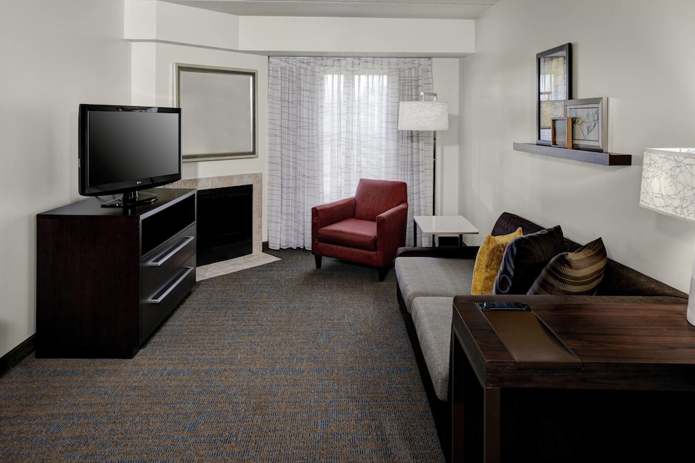 Suite, Multiple Beds - Photo 7