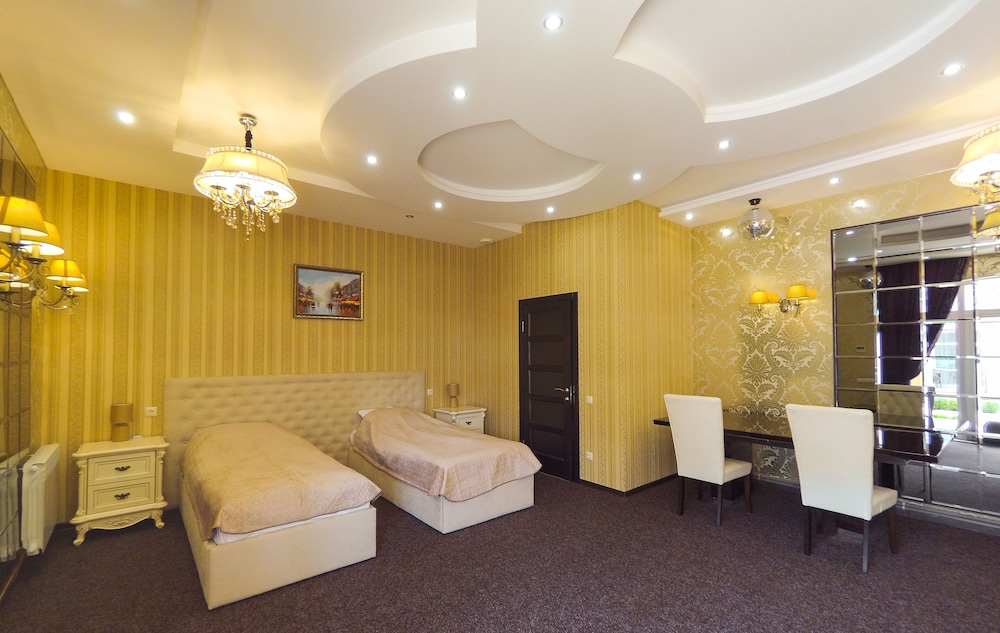 Standard Double or Twin Room photo 1