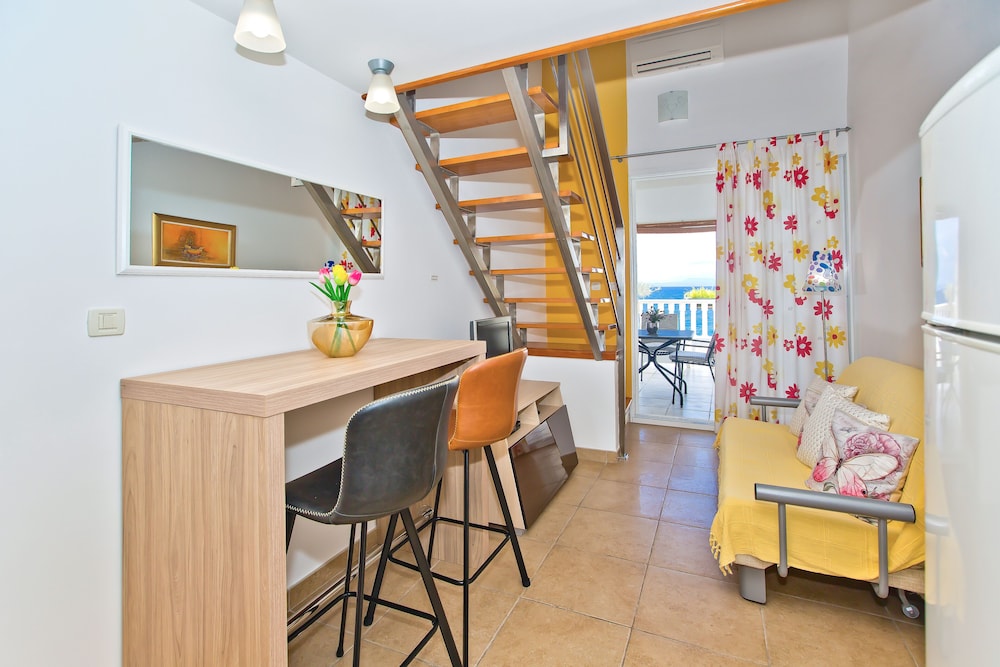 Luxury Duplex Iii