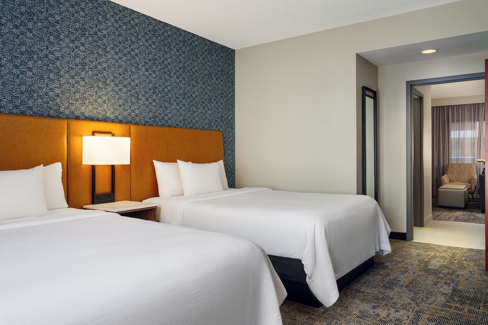 Room, 2 Queen Beds, Accessible, Bathtub (Wellness, In-room air purification) - Photo 3