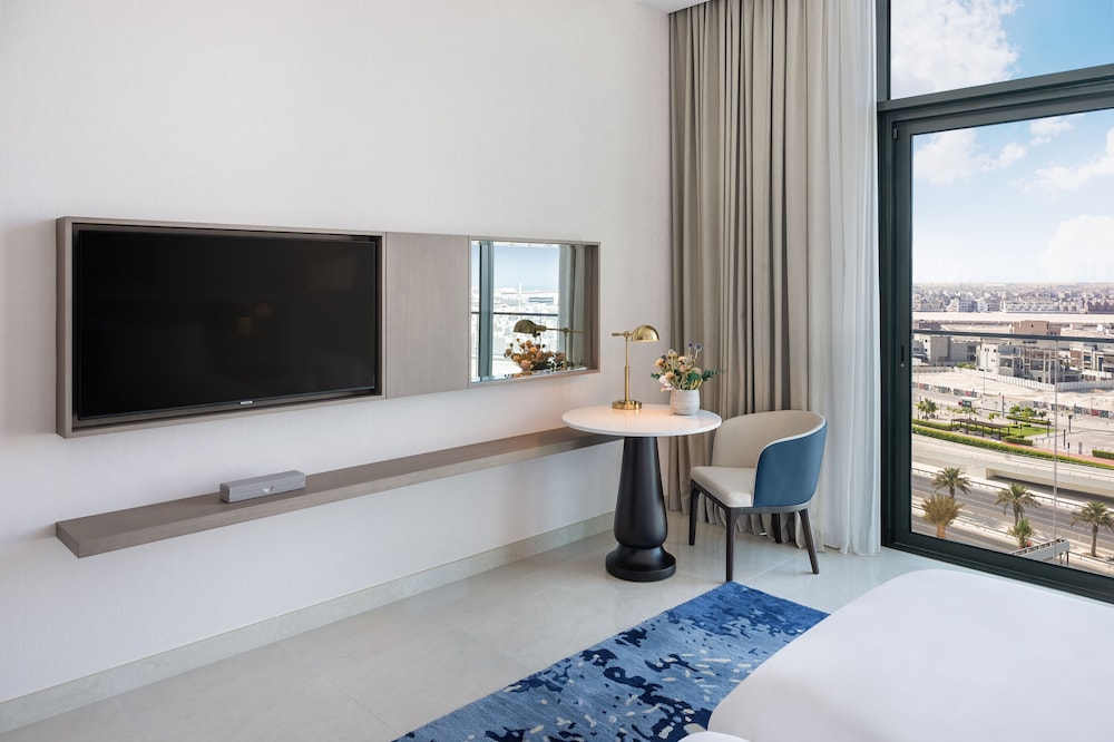 Deluxe Room, 2 Twin Beds, City View - Photo 6