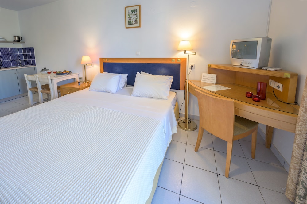 Double Room, Garden View photo 2