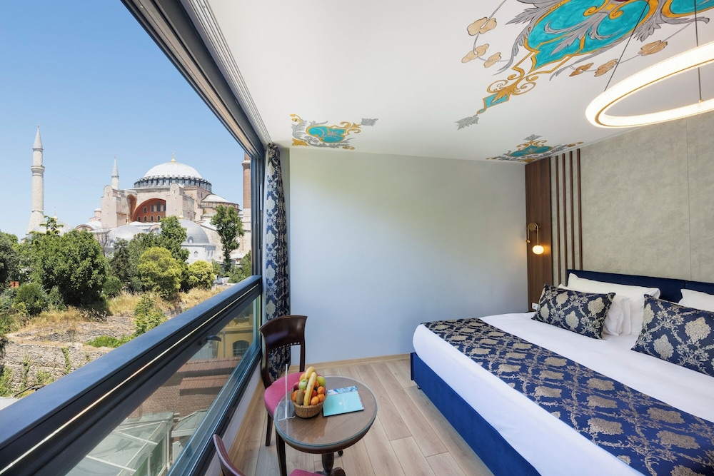 Junior Suite Hagia Sophia View photo 3