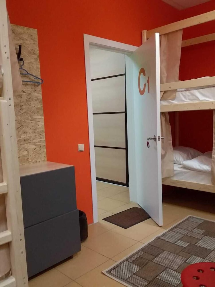 Shared Dormitory, Women only, Shared Bathroom (1 bed in 10 beds dorm) photo 3