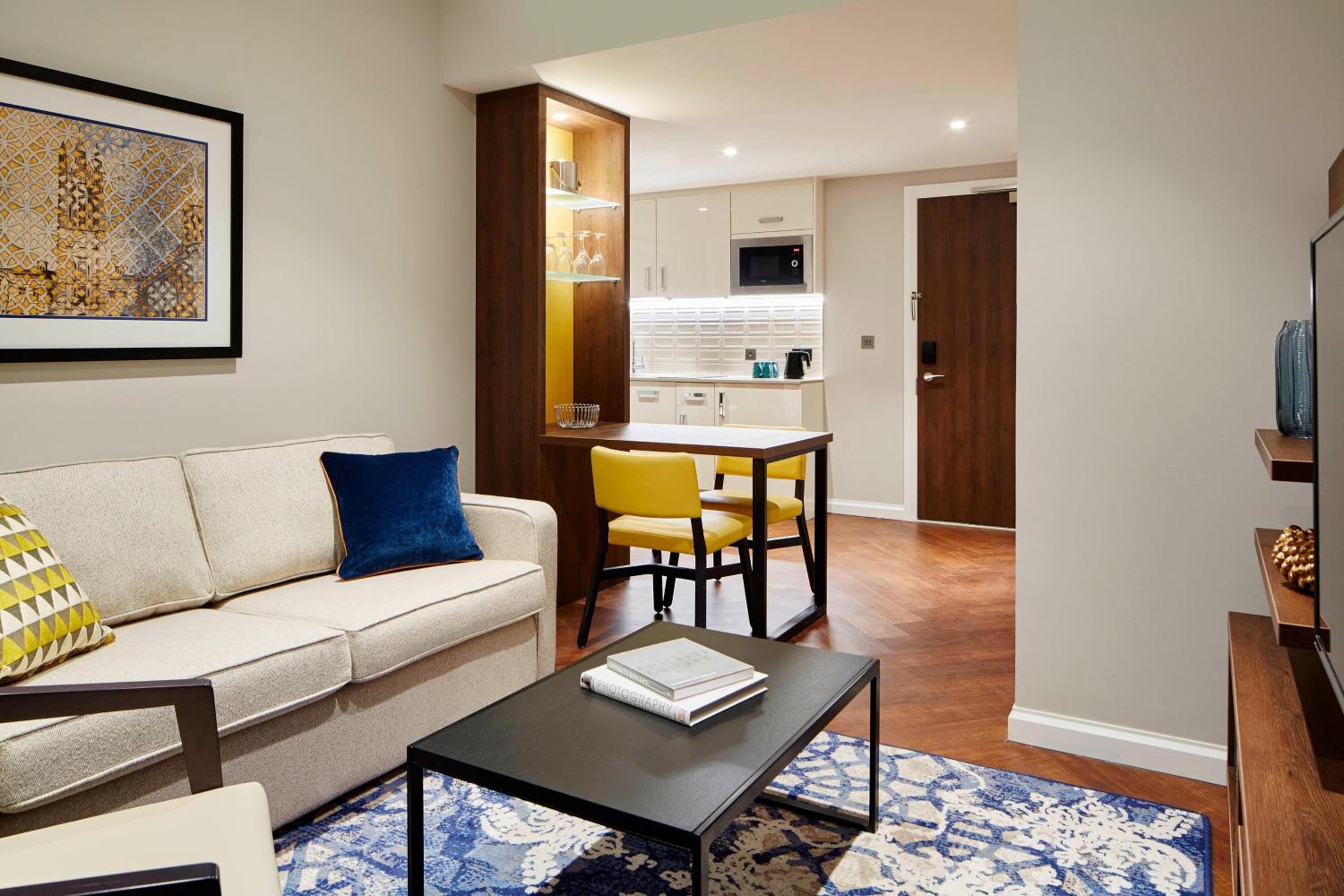 One-Bedroom Suite