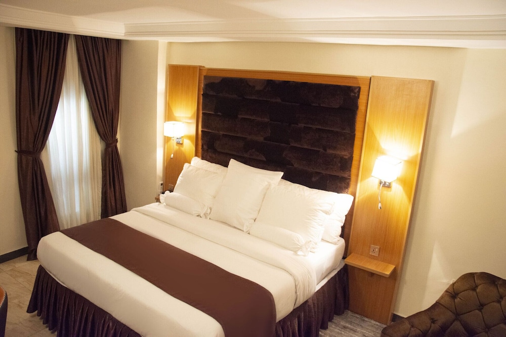 Premium Room, 1 King Bed, City View photo 1