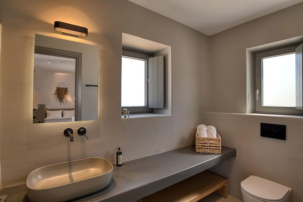 Suite, Sea View photo 3