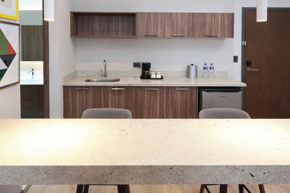 Suite, Multiple Beds - Photo 11