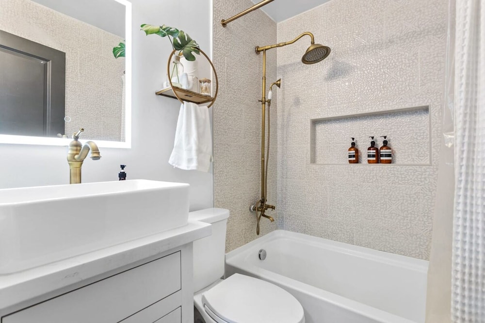 Stylish Stay Sleeps 8 Wi-fi Parking Gym, Fotografia 19