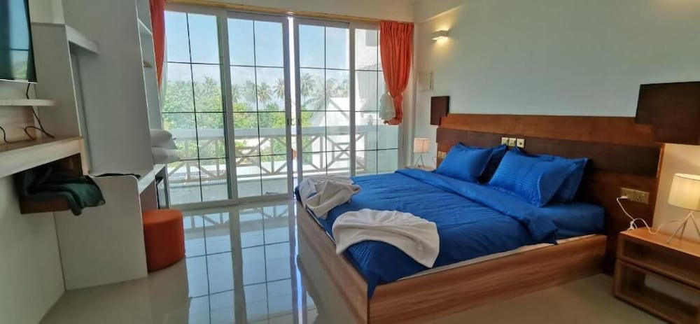 Deluxe Triple Room photo 2
