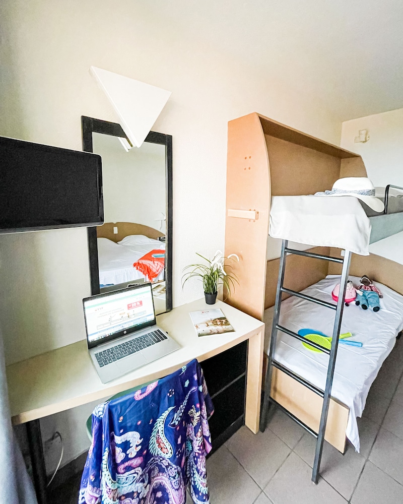 Quadruple Room photo 2
