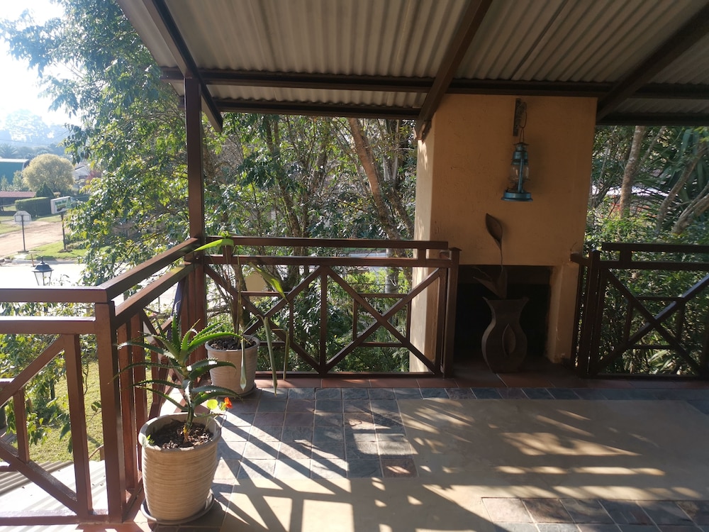 Luxury Room, 1 Bedroom, Private Bathroom, Mountain View photo 3