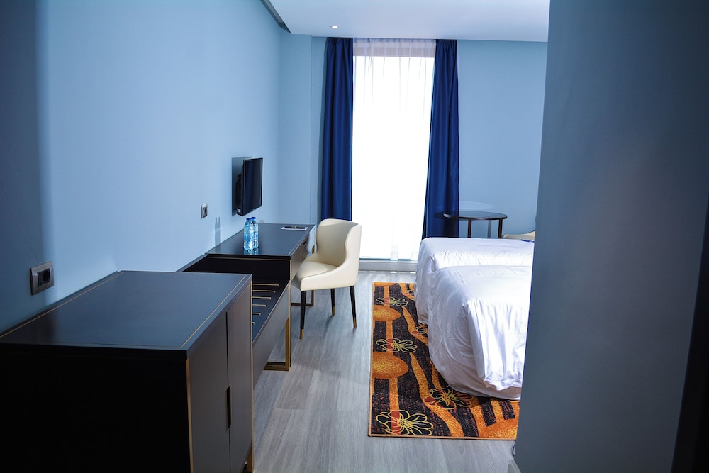 Deluxe Double or Twin Room photo 2