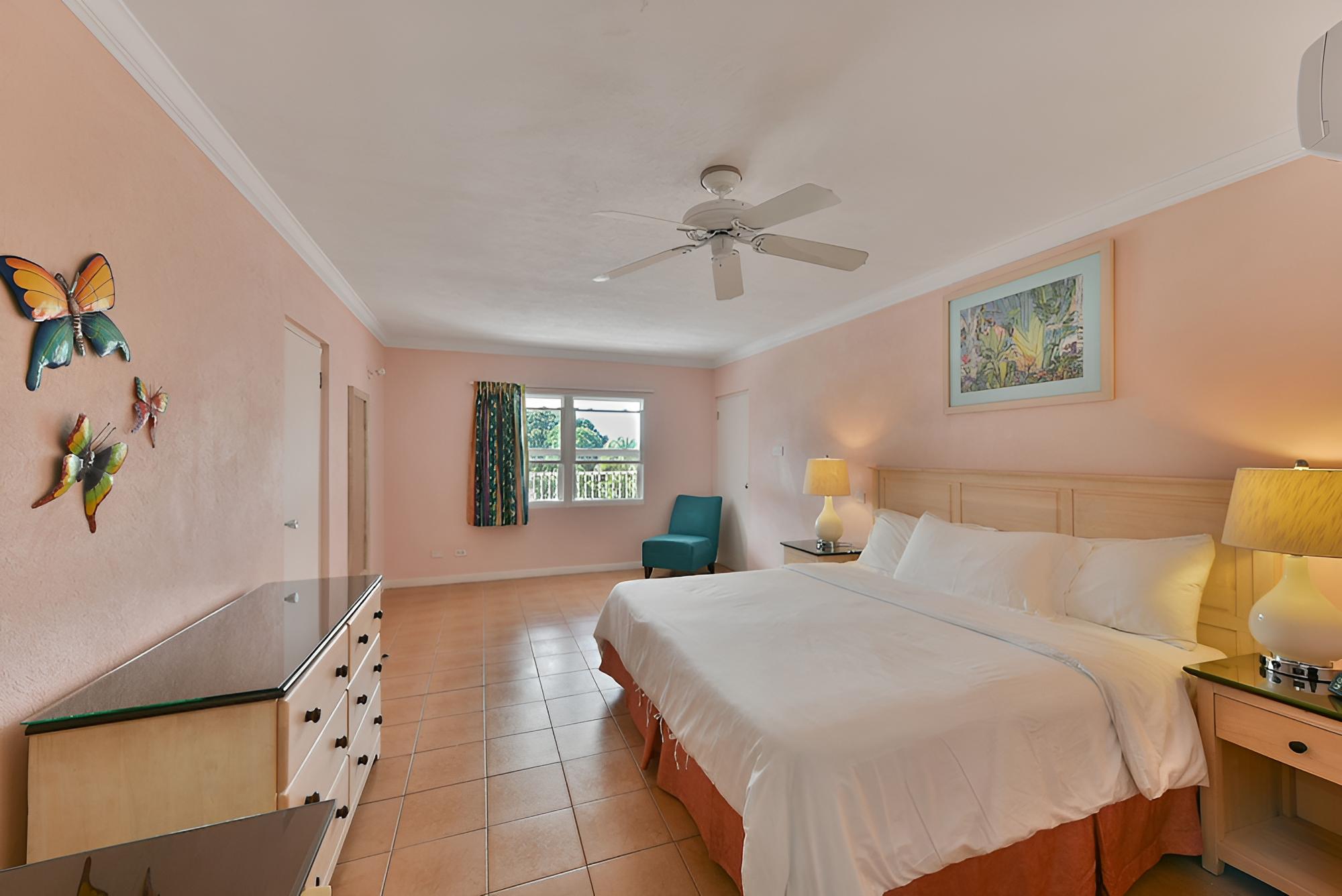 Superior Apartment, Pool View photo 2