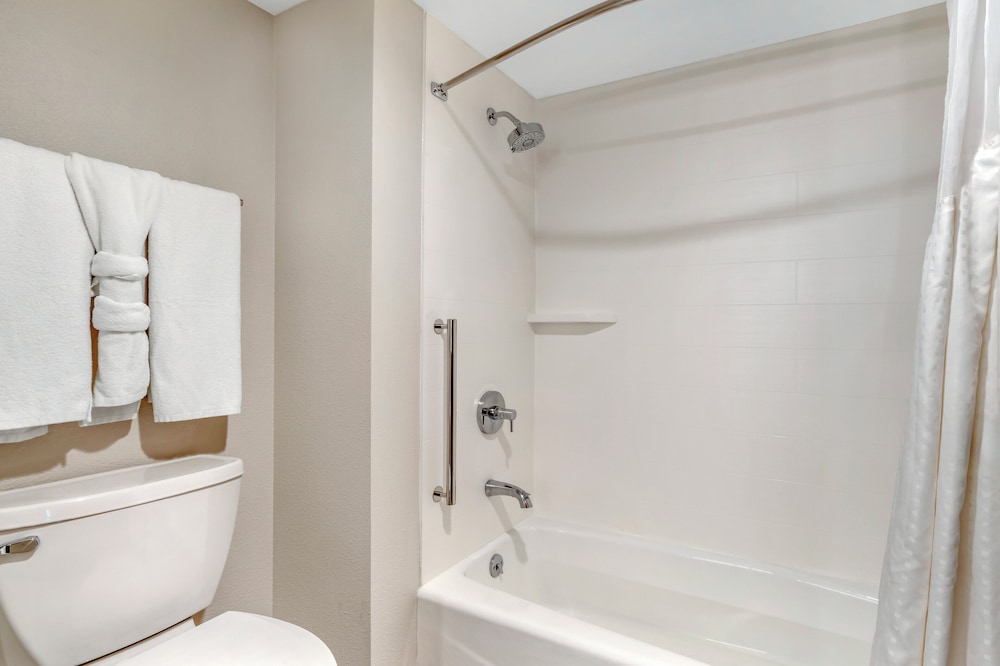 Suite, Multiple Beds, Balcony photo 2