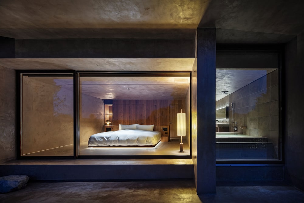 Luxury Suite, Park View
