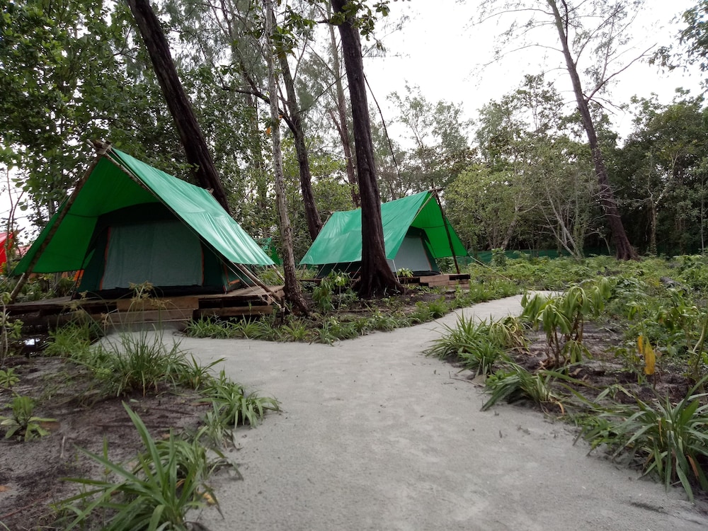 Family Tent, Multiple Beds, Beach View photo 2