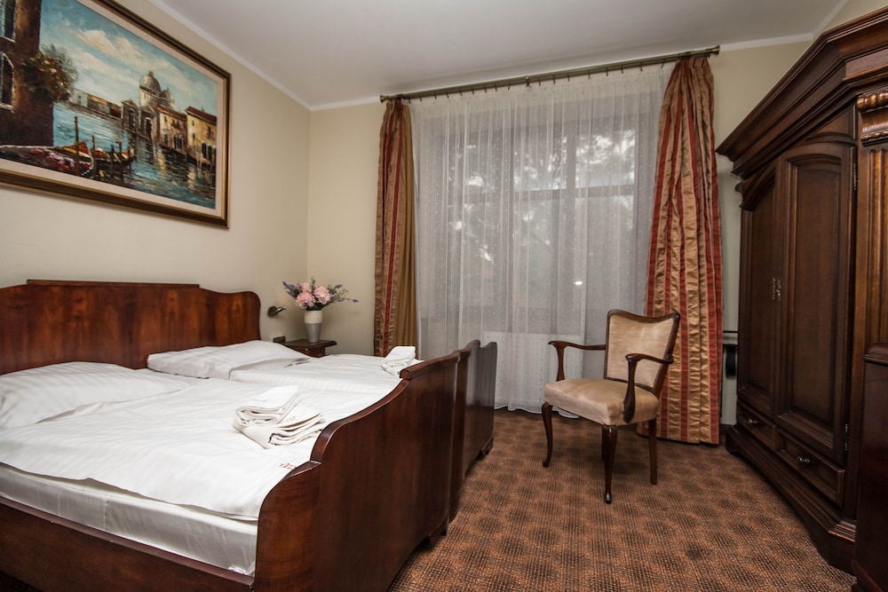 Double Room, 1 Double Bed - Photo 1