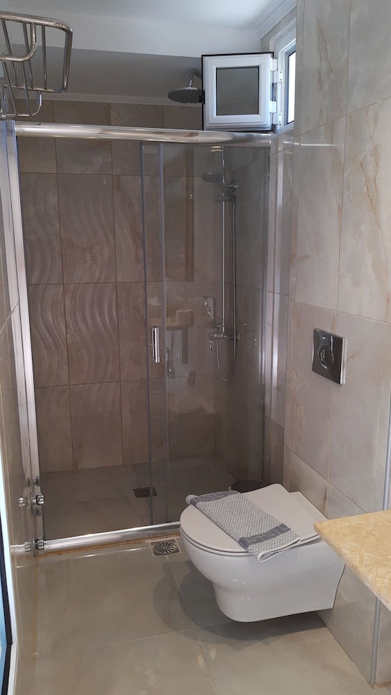 Deluxe Room, 1 Bedroom, Non Smoking photo 3
