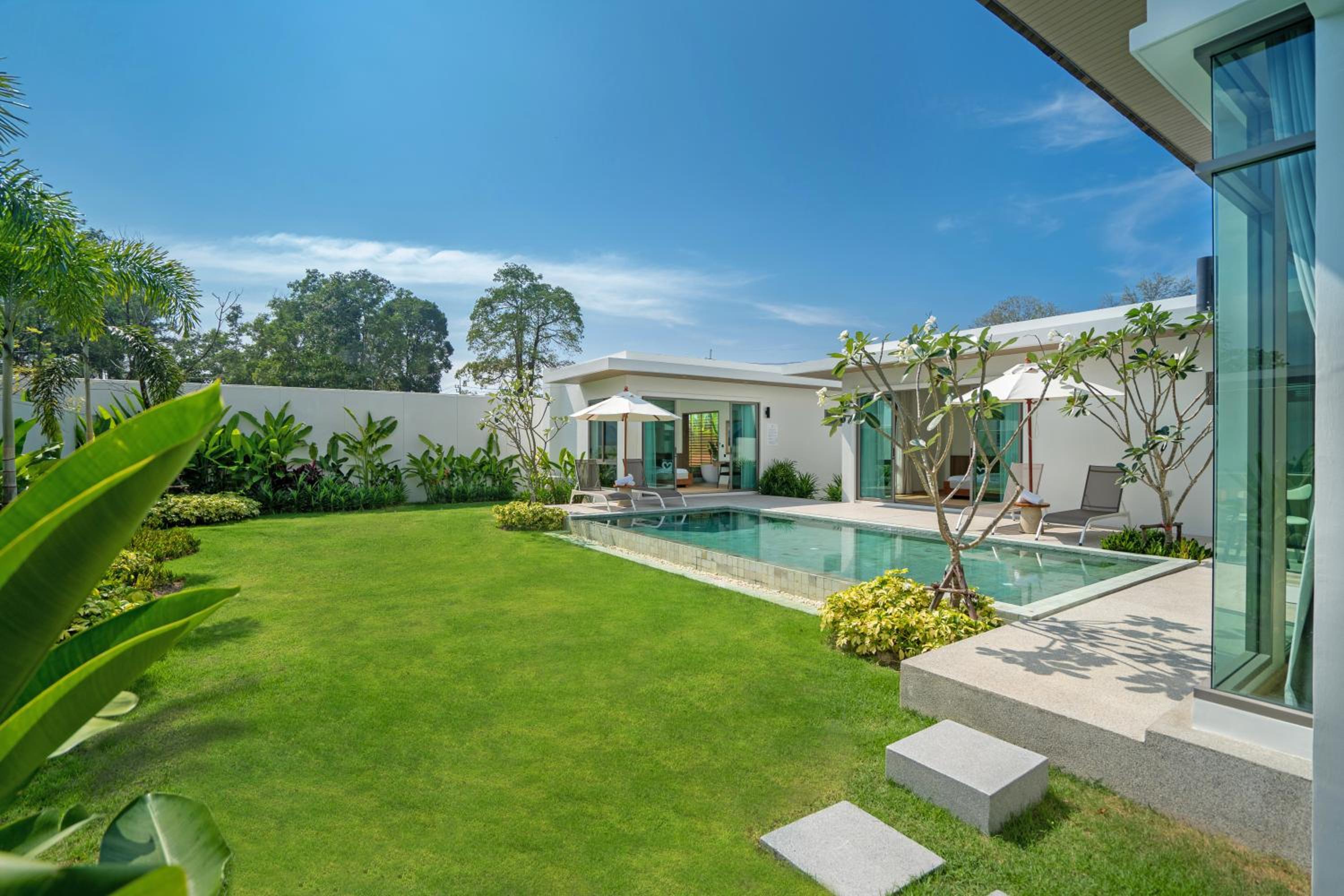 Deluxe Villa photo 2