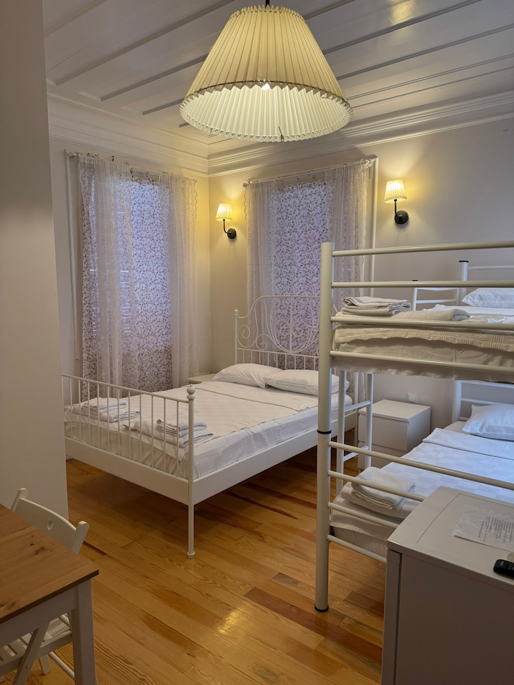 Standard Apartment, 1 Bedroom, Kitchenette, Garden View