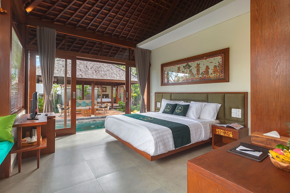 Three Bedrooms Villa with Private Pool - Photo 1