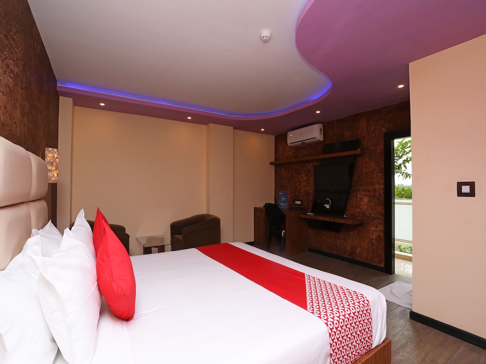 Deluxe Double Or Twin Room, 1 King Bed photo 3