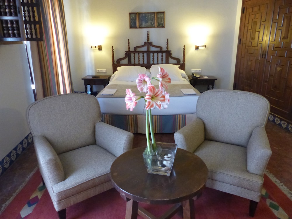 Standard Twin Room photo 2