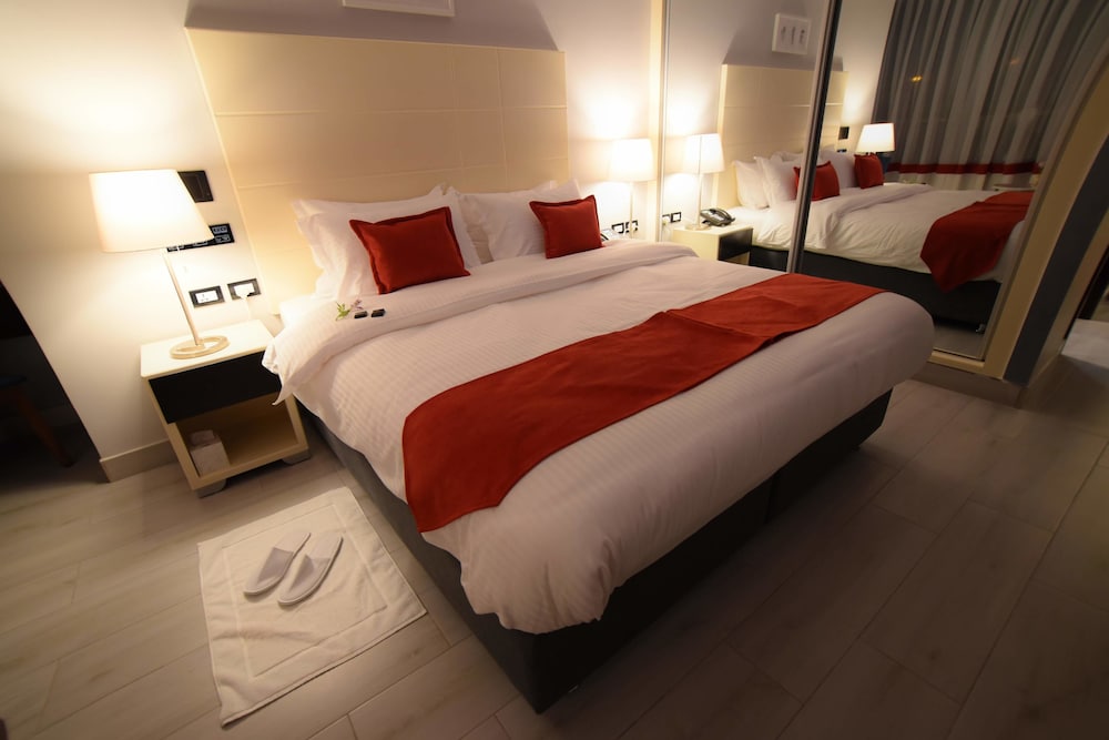 Superior Double Room, City View - Photo 1