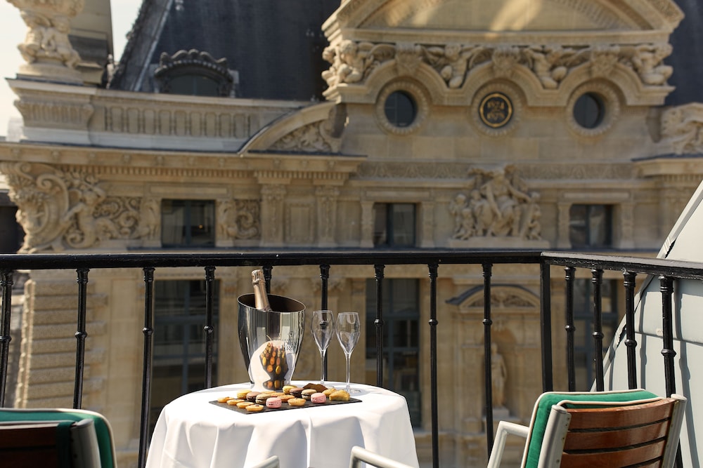 Parisian Suite Parisian Suite
