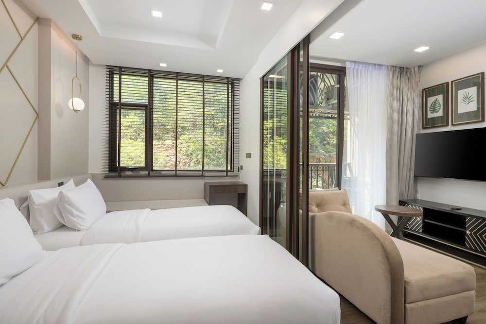 Premier Room, 1 Twin Bed - Photo 4