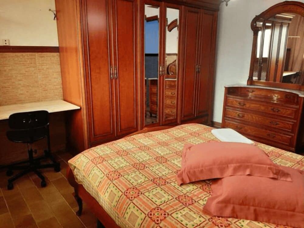 Standard Room, 1 Large Twin Bed, Garden View photo 2