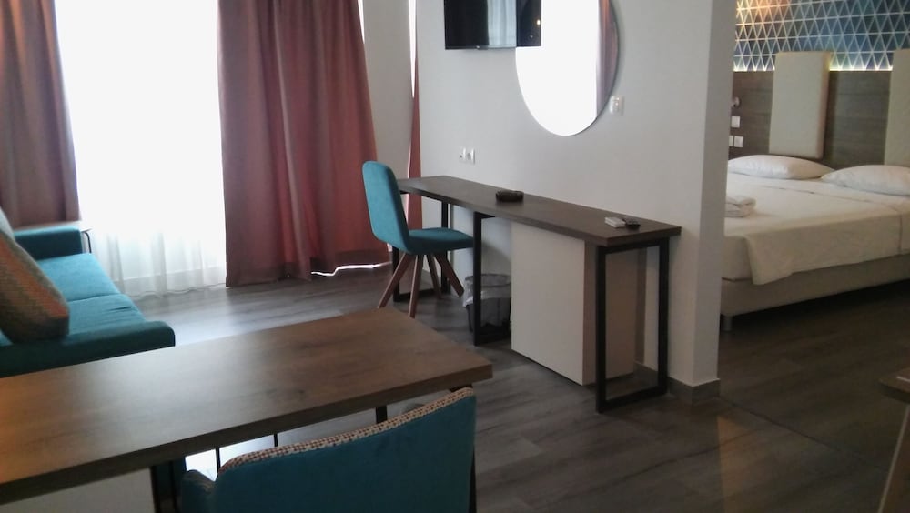Premium Suite, 1 Bedroom - Photo 10