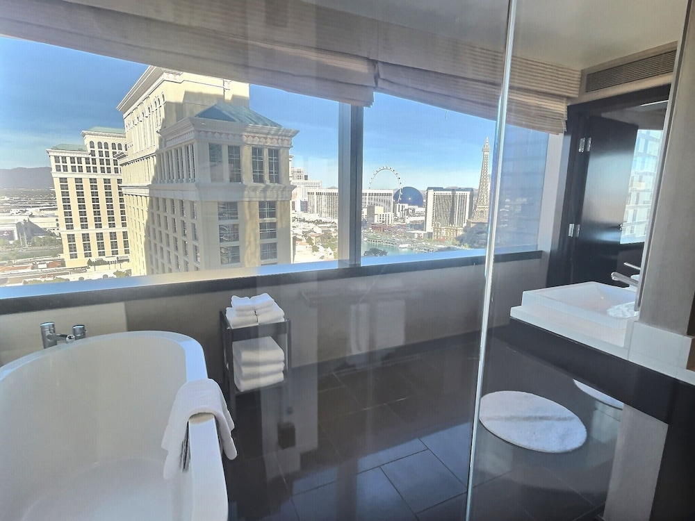 City Corner 1 BR - Photo 27