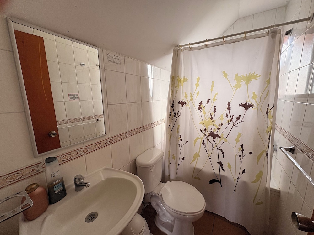 Quadruple Room, Lake View photo 2