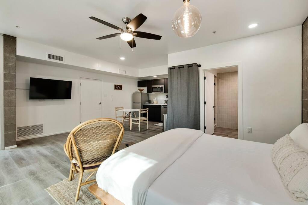 Apartment photo 1