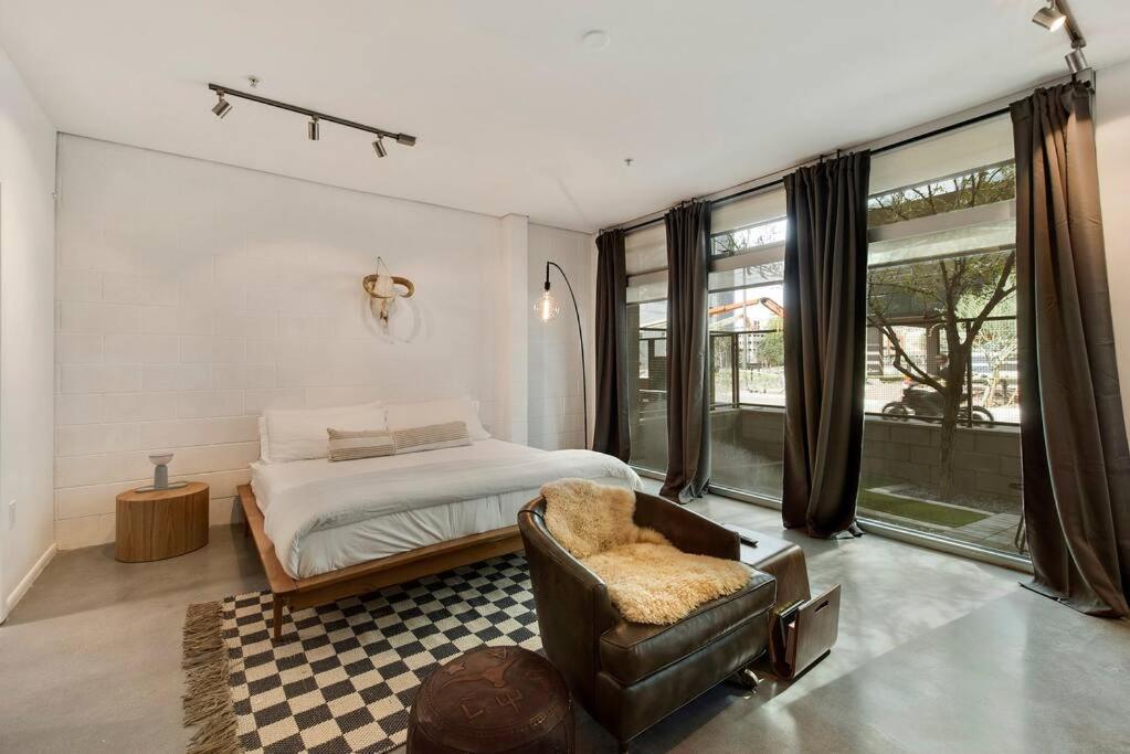 Apartment photo 2