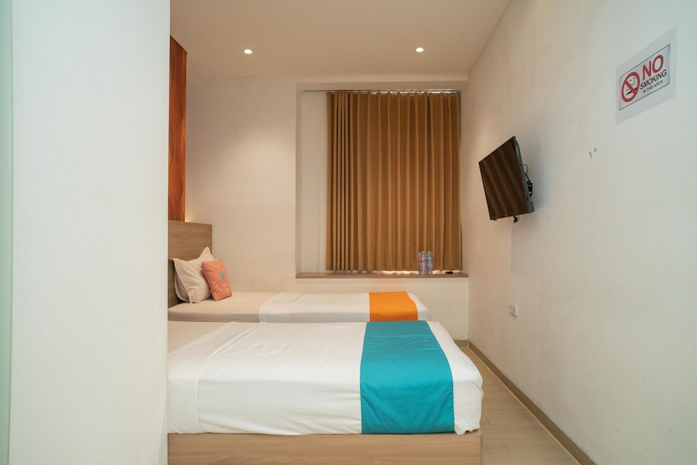 Deluxe Twin Room - Photo 14