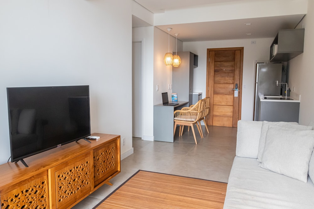 Suite - Photo 3