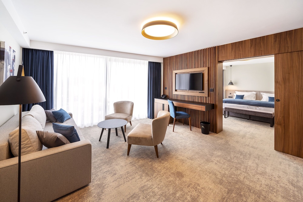 Luxury Suite, Balcony, Sea View