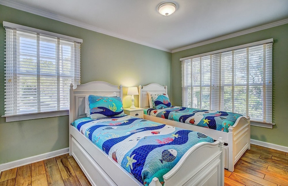 House (4 Bedrooms) photo 1