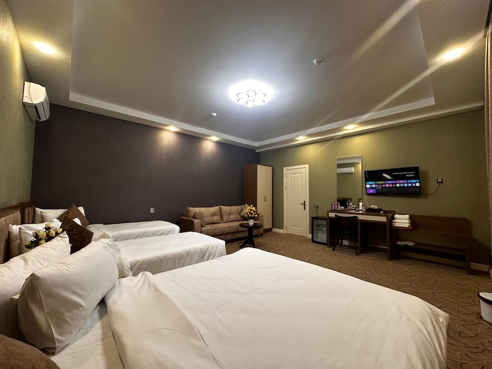 Executive Quadruple Room