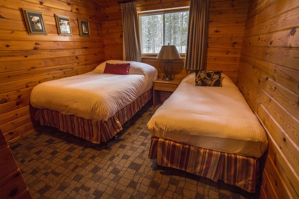 Deluxe Chalet, 2 Bedrooms photo 3