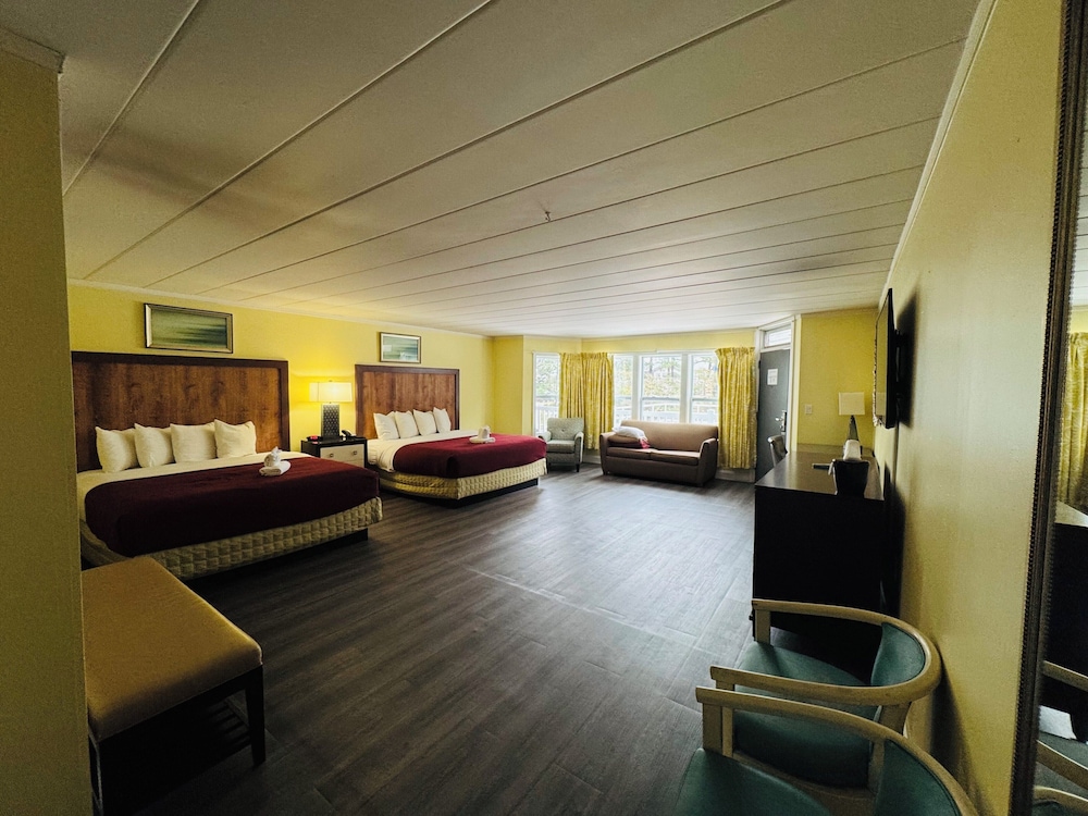 Two King Beds Room, Sofa & Kitchenette
