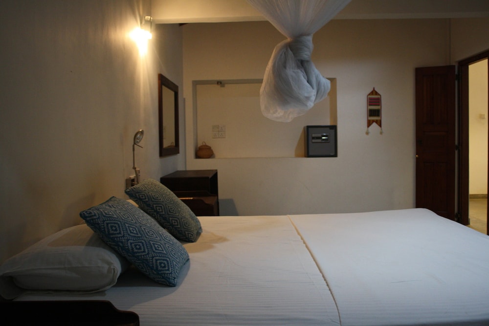 Family Villa, 2 Bedrooms, Pool Access, Beachside photo 1